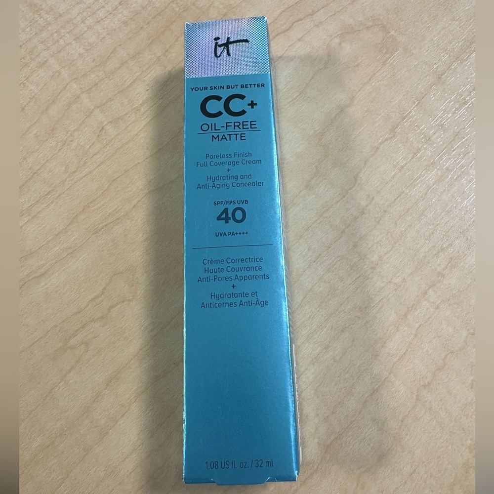IT Cosmetics CC+ Oil-Free Matte Cream - Neutral Medium Brand New Never Opened.